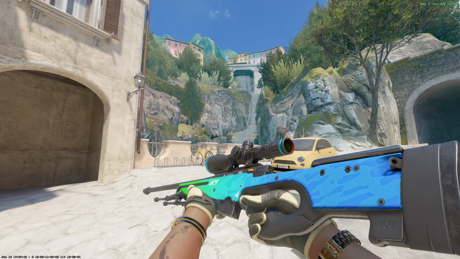 Flashy / bold AWP skins